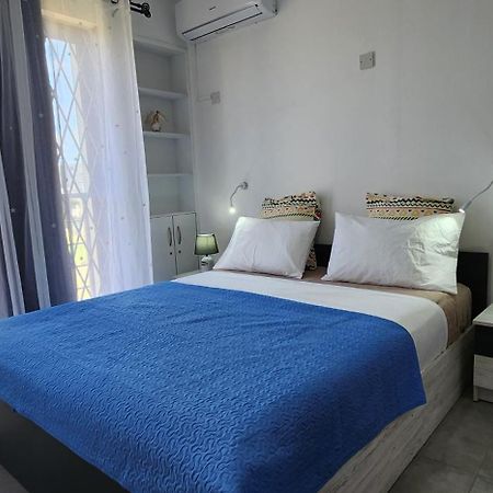 Sandstone Luxury 2 Bedroom Apartment With Lift And Common Pool Flic-en-Flacq Extérieur photo