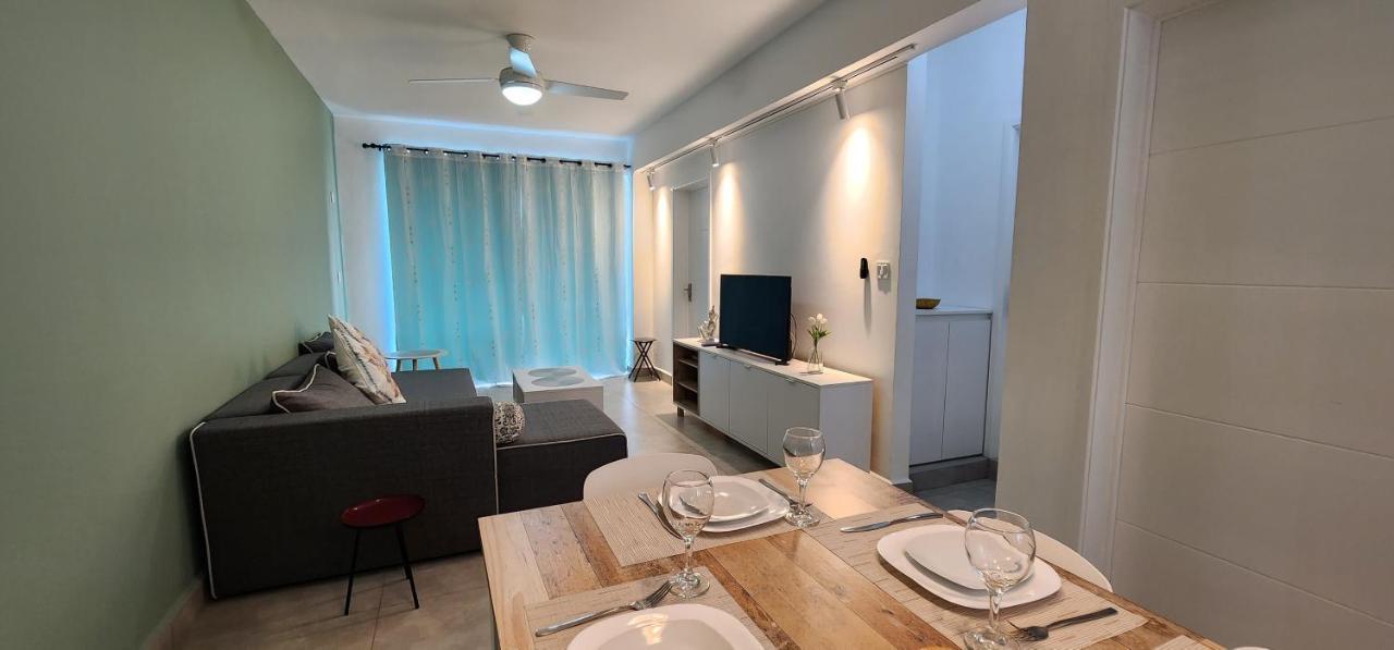 Sandstone Luxury 2 Bedroom Apartment With Lift And Common Pool Flic-en-Flacq Extérieur photo