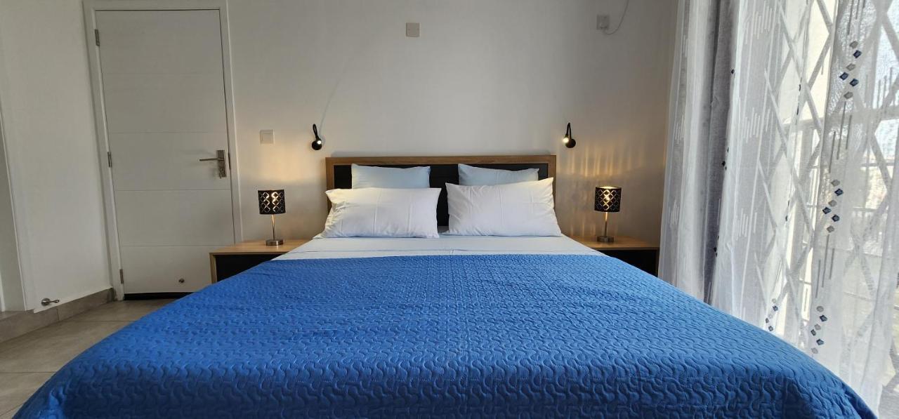 Sandstone Luxury 2 Bedroom Apartment With Lift And Common Pool Flic-en-Flacq Extérieur photo