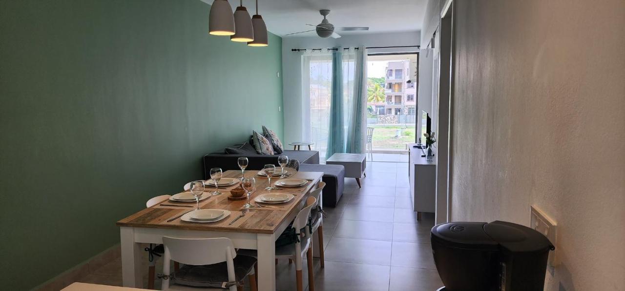 Sandstone Luxury 2 Bedroom Apartment With Lift And Common Pool Flic-en-Flacq Extérieur photo