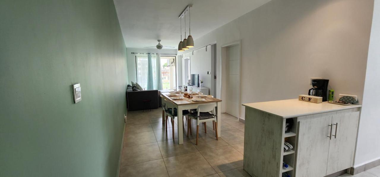 Sandstone Luxury 2 Bedroom Apartment With Lift And Common Pool Flic-en-Flacq Extérieur photo